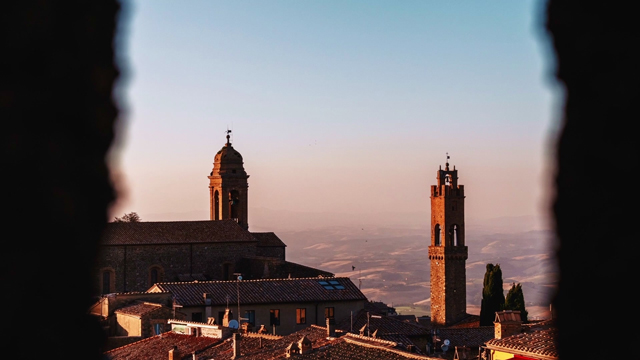 Red Revolution Montalcino